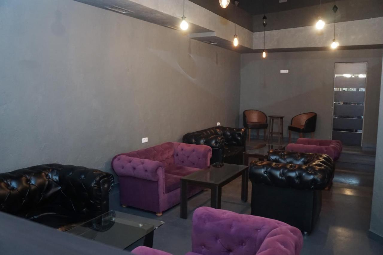 Nor Yerevan Hotel エクステリア 写真