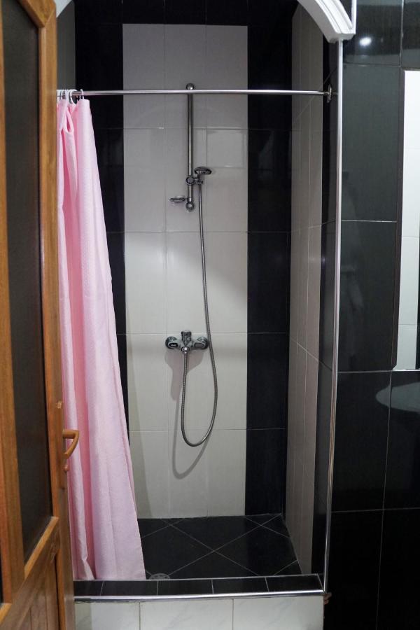 Nor Yerevan Hotel エクステリア 写真
